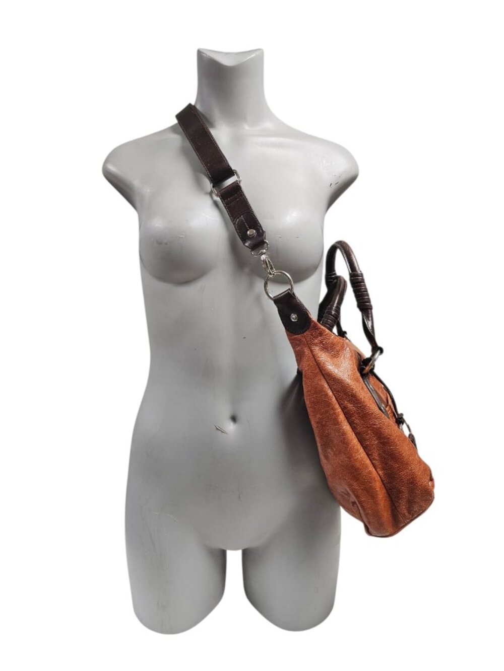 Ellington slouchy leather crossbody & top handle bag with key fob - Picture 3 of 12